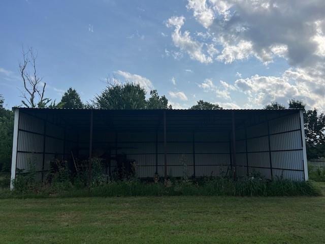 2800 Durango Cir, Yukon, OK 73099 - view of green lawn with an outbuilding