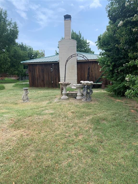 123 N Payne St, Fort Cobb, OK 73038 - view of green lawn