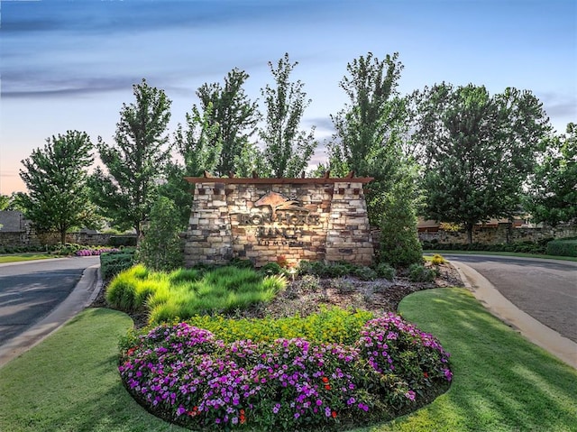 2725 Open Range Rd, Edmond, OK 73034 - view of community sign