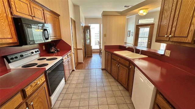 1401 NE 11th St, Moore, OK 73160 - photo 11