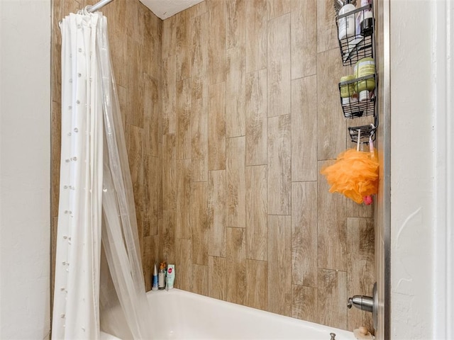 5409 N Walker Ave, Oklahoma City, OK 73118 - bathroom with shower / bath combination with curtain