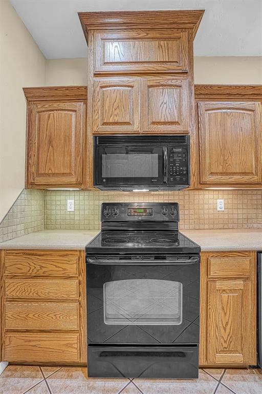1001 Stephanie Ln, Altus, OK 73521 - photo 17