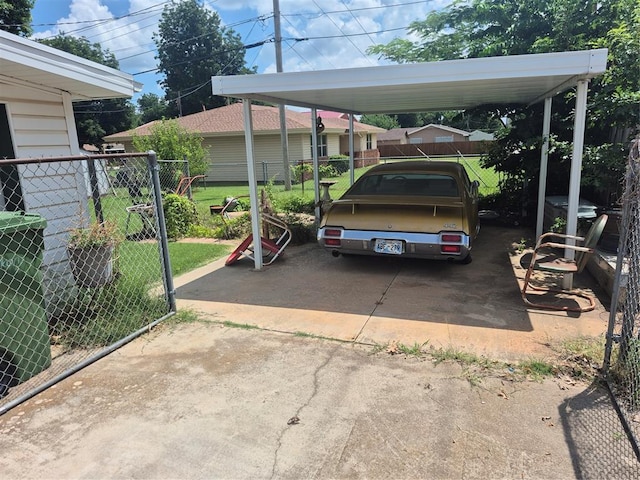 621 S 9th St, Yukon, OK 73099 - view of vehicle parking