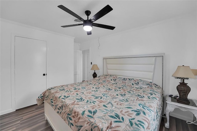 615 N Lowe, Hobart, OK 73651 - bedroom featuring wood finished floors, ornamental molding, and a ceiling fan