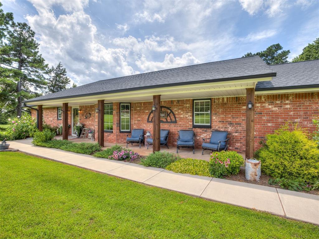 7333 S Pottawatomie Rd, Newalla, OK 74857 - photo 1