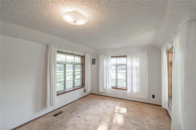 9501 N Bryant Ave, Oklahoma City, OK 73131 - photo 15