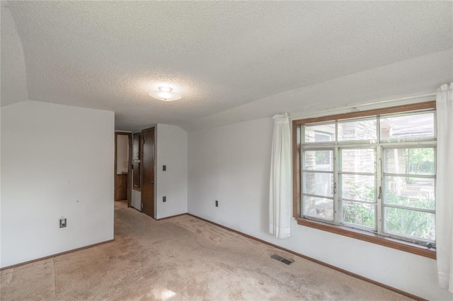 9501 N Bryant Ave, Oklahoma City, OK 73131 - photo 16