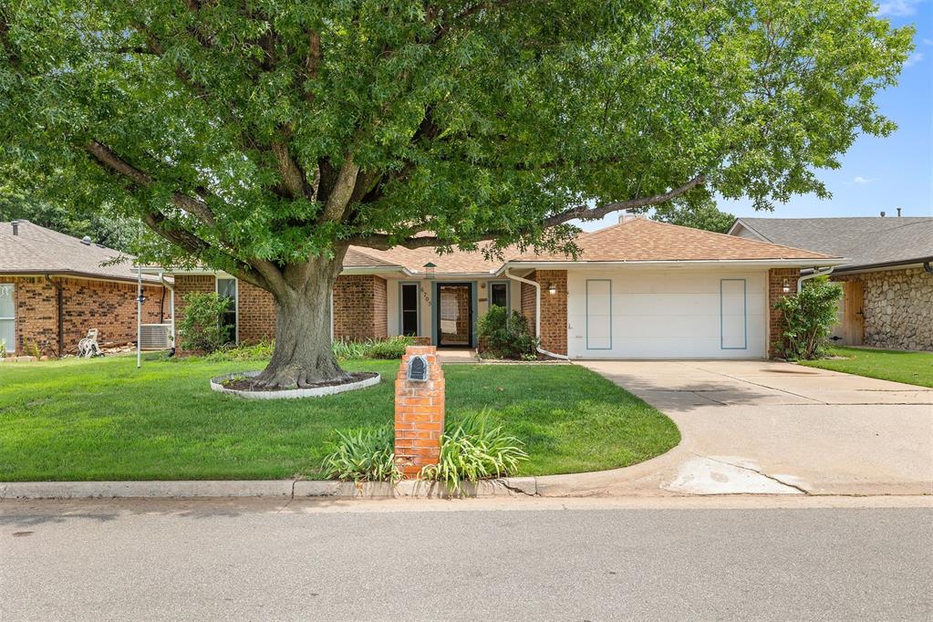 6705 Fawn Canyon Dr, Oklahoma City, OK 73162 - photo 1