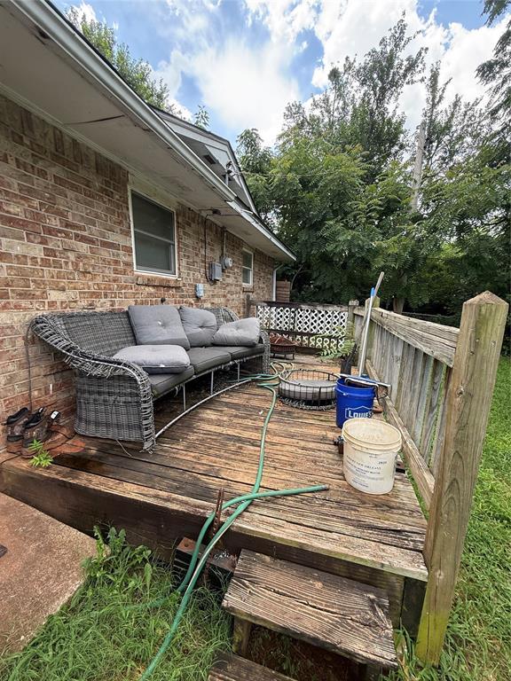 1715 Edgewood Dr, Edmond, OK 73013 - photo 36