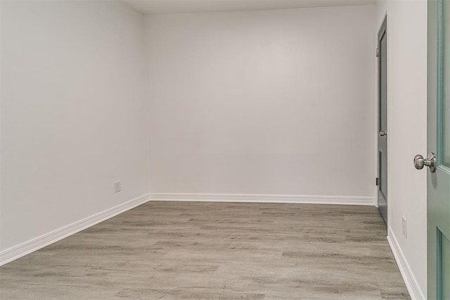 6609 SE 15th St, Oklahoma City, OK 73110 - unfurnished room featuring light wood-style flooring