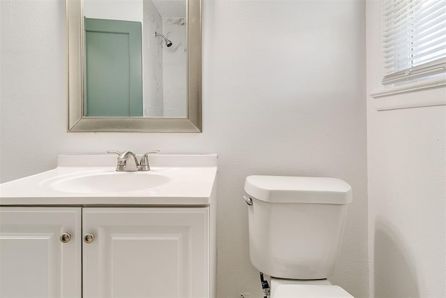 6609 SE 15th St, Oklahoma City, OK 73110 - bathroom with vanity and toilet