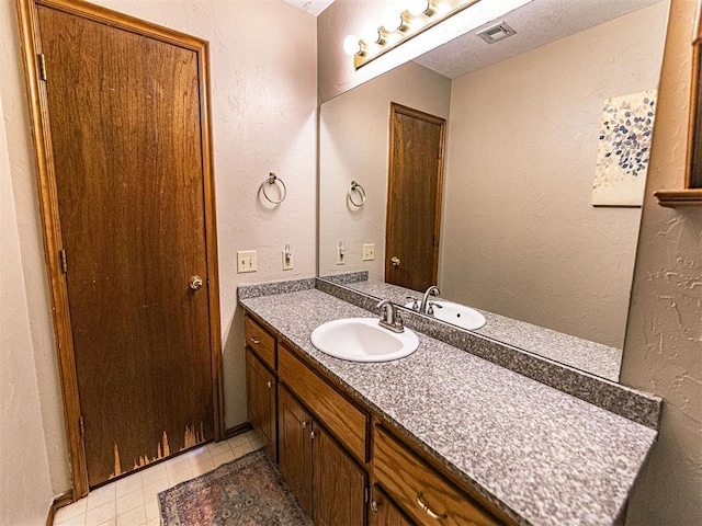 9504 S Bryant Ter, Moore, OK 73160 - photo 17