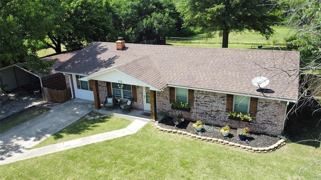 712 W Girard St, Okemah, OK 74859 - photo 1