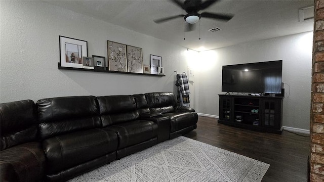 712 W Girard St, Okemah, OK 74859 - photo 30