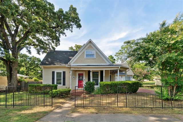 722 E 2nd St, Chandler, OK 74834 - photo 1