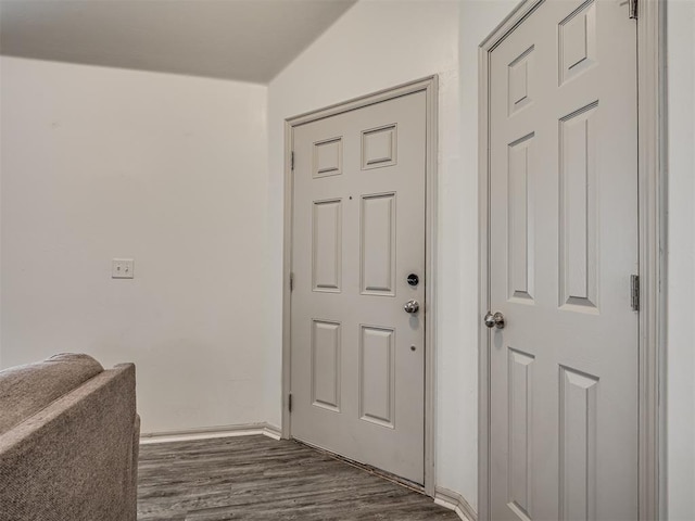 623 SW 37th St, Moore, OK 73160 - foyer featuring dark wood finished floors and baseboards