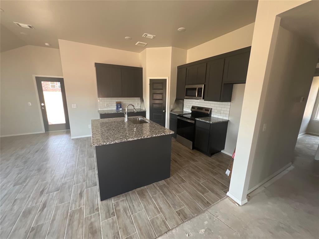 2400 S 27th Ct, Chickasha, OK 73018 - photo 2