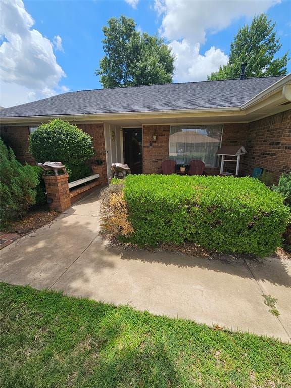 7033 S Harvey Ave, Oklahoma City, OK 73139 - photo 3
