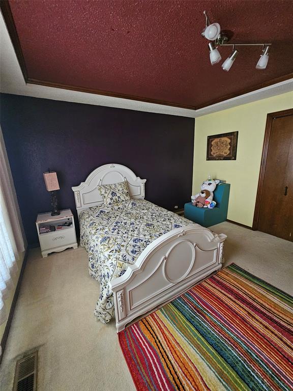 7033 S Harvey Ave, Oklahoma City, OK 73139 - photo 16