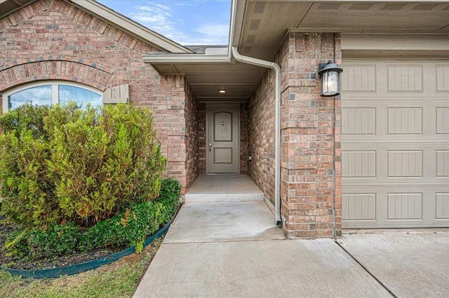 1109 Chestnut Creek Dr, Yukon, OK 73099 - entrance to property with brick siding