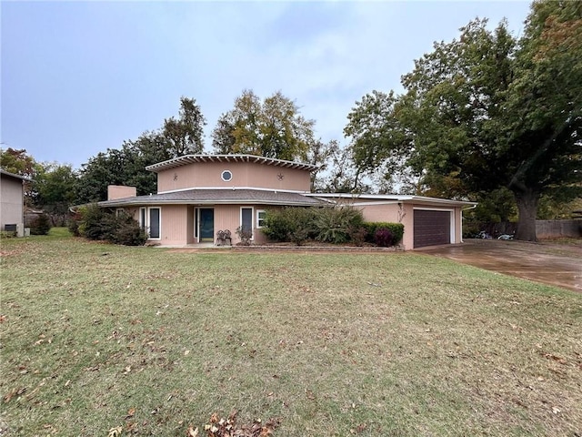108 Saint Charles Pl, Chickasha, OK 73018 - photo 1
