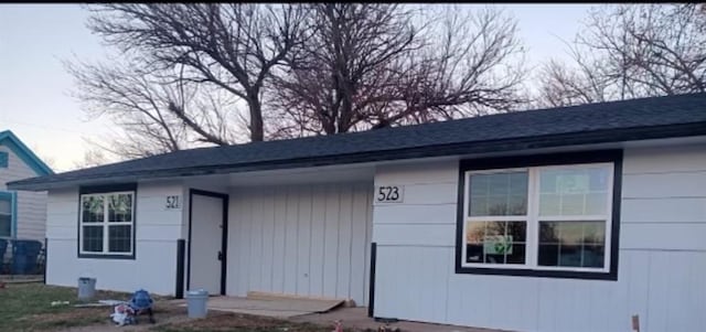 521 N 3rd St, Chickasha, OK 73018 - photo 2
