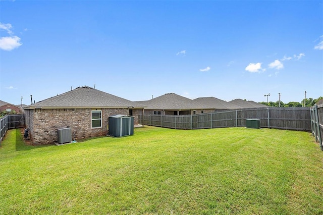 521 Audrey Dr, Tuttle, OK 73089 - view of fenced backyard