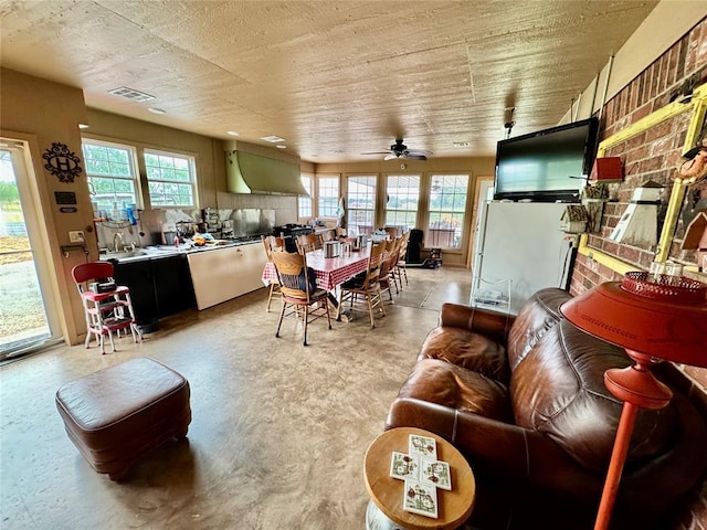 2000 W Bdwy St, Okemah, OK 74859 - photo 38