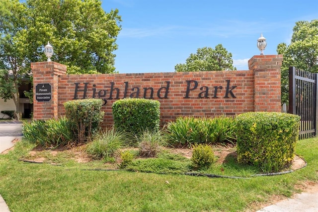 1721 E Lindsey St Unit 2, Norman, OK 73071 - photo 1