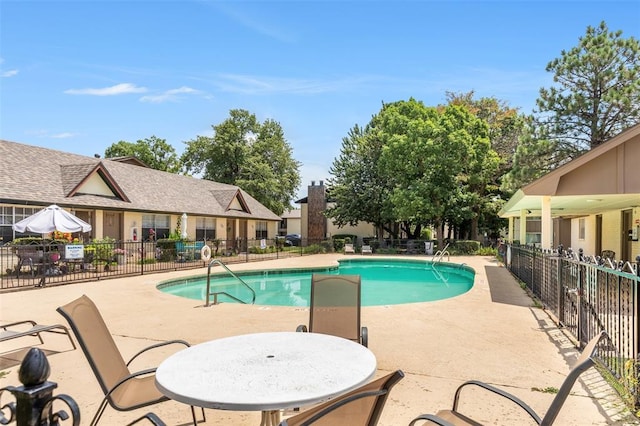 1721 E Lindsey St Unit 2, Norman, OK 73071 - photo 2