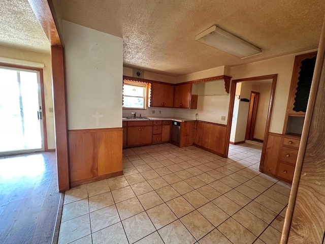 911 N Elm St, Mooreland, OK 73852 - photo 17