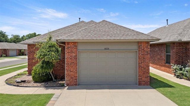 9221 Roadrunner Ave, Oklahoma City, OK 73139 - photo 3
