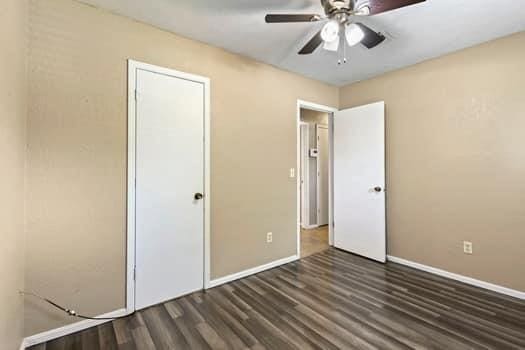 12304 Southgate Dr, Yukon, OK 73099 - photo 13