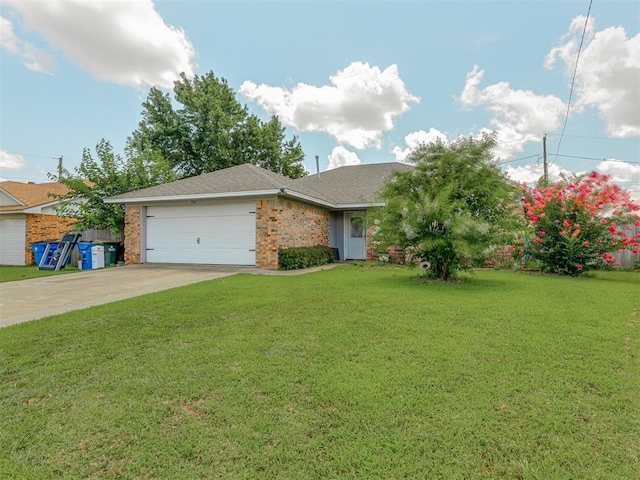 2305 Sheridan Pl, Chickasha, OK 73018 - photo 1