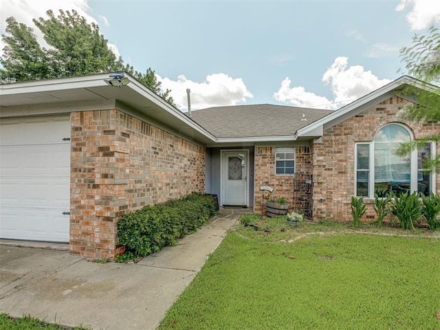 2305 Sheridan Pl, Chickasha, OK 73018 - photo 2