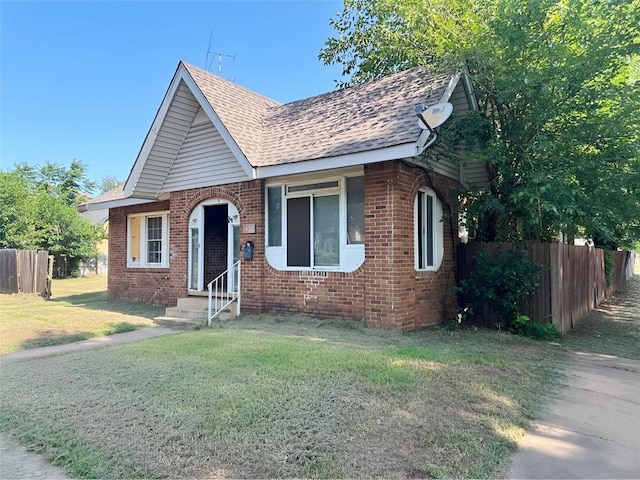 1402 W Minnesota Ave, Chickasha, OK 73018 - photo 2