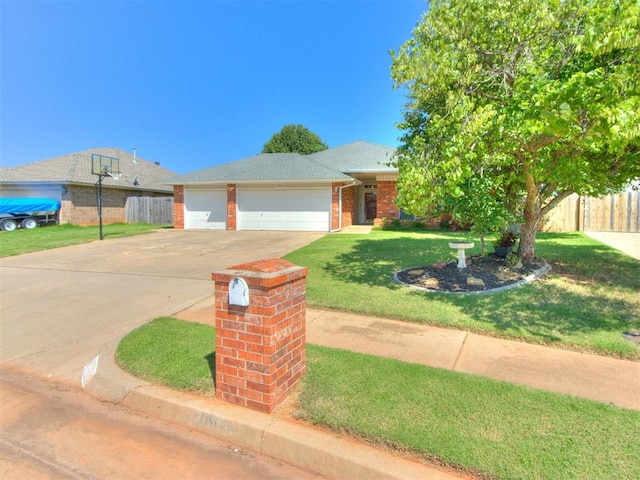2613 E Hills Dr, Moore, OK 73160 - photo 2