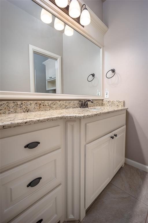 15921 James Thomas Ct, Edmond, OK 73013 - photo 19