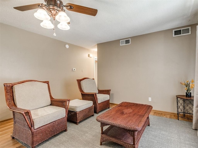 605 Reynolds Rd, Edmond, OK 73013 - photo 3