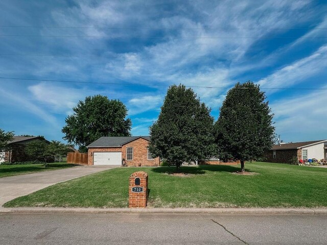 710 N Vernon Ave, Hinton, OK 73047 - photo 4