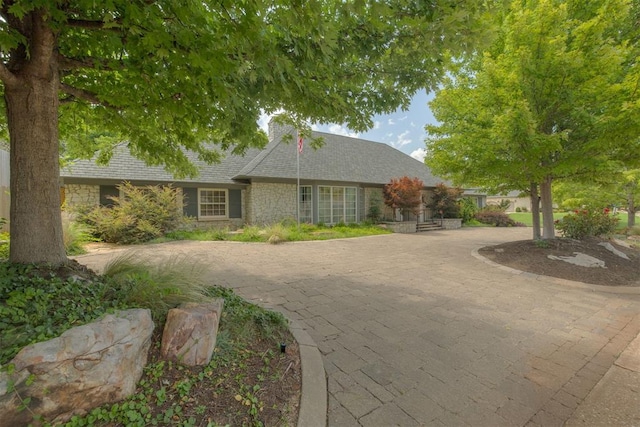 6815 N Country Club Dr, Oklahoma City, OK 73116 - photo 1