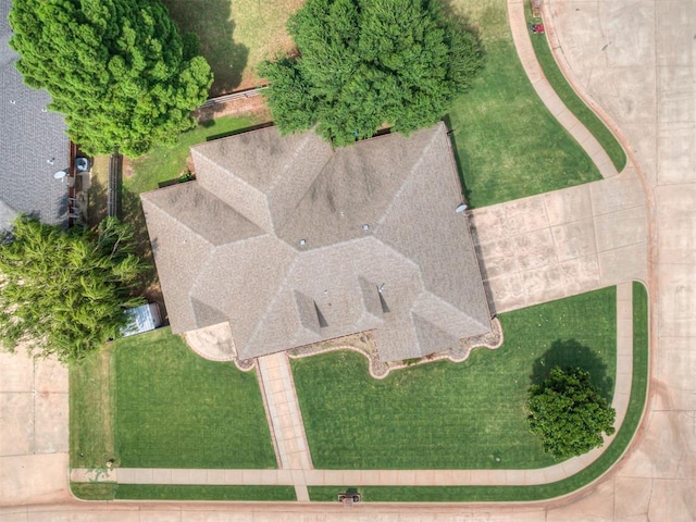 717 W Cabillo Way, Mustang, OK 73064 - photo 46