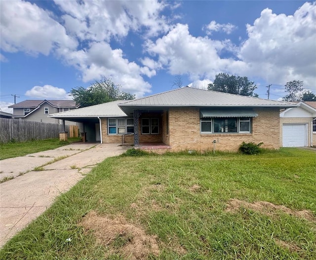 824 Jefferson St, Seminole, OK 74868 - photo 1