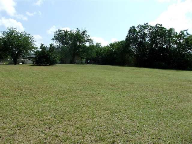 909 E Park St, Tecumseh, OK 74873 - photo 24