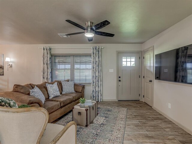 708 S Basket St, Cyril, OK 73029 - photo 4
