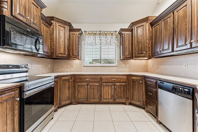 8609 Rambling Rd, Oklahoma City, OK 73132 - photo 16