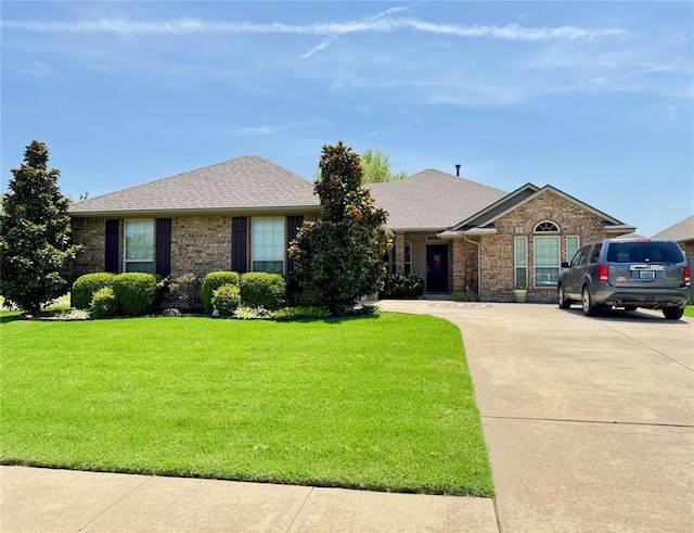 400 Pacific Crest Trl, Edmond, OK 73003 - photo 2