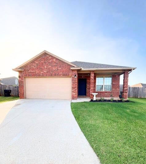 8200 NW 106th Cir, Oklahoma City, OK 73162 - photo 1