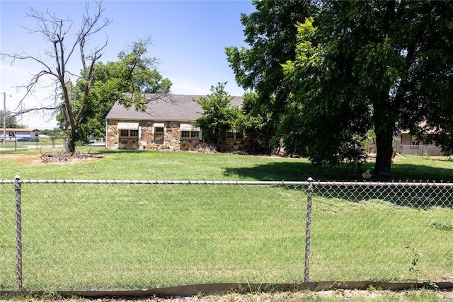 230 W Colorado St, Walters, OK 73572 - photo 15