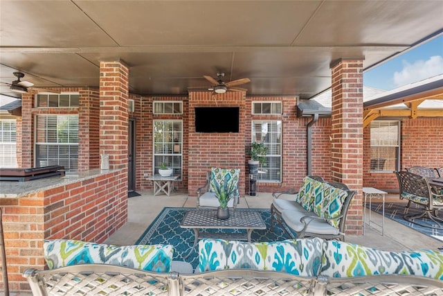 312 N Sam Houston Way, Mustang, OK 73064 - photo 35
